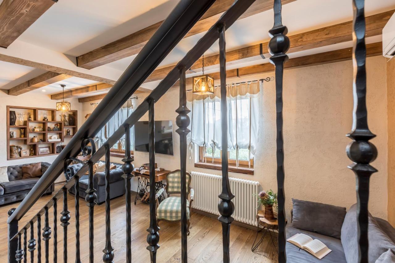 Villa Grey Stone Gata Zewnętrze zdjęcie